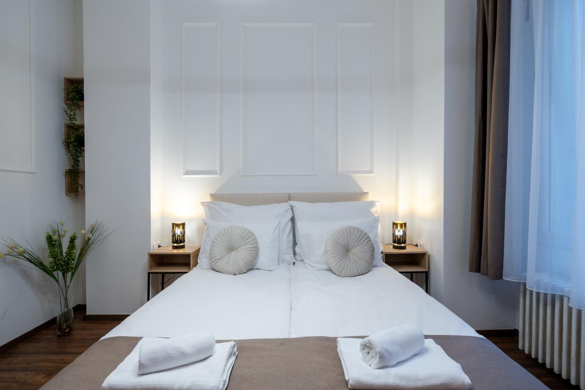 Hama Boutique Stays Budapest Bagian luar foto