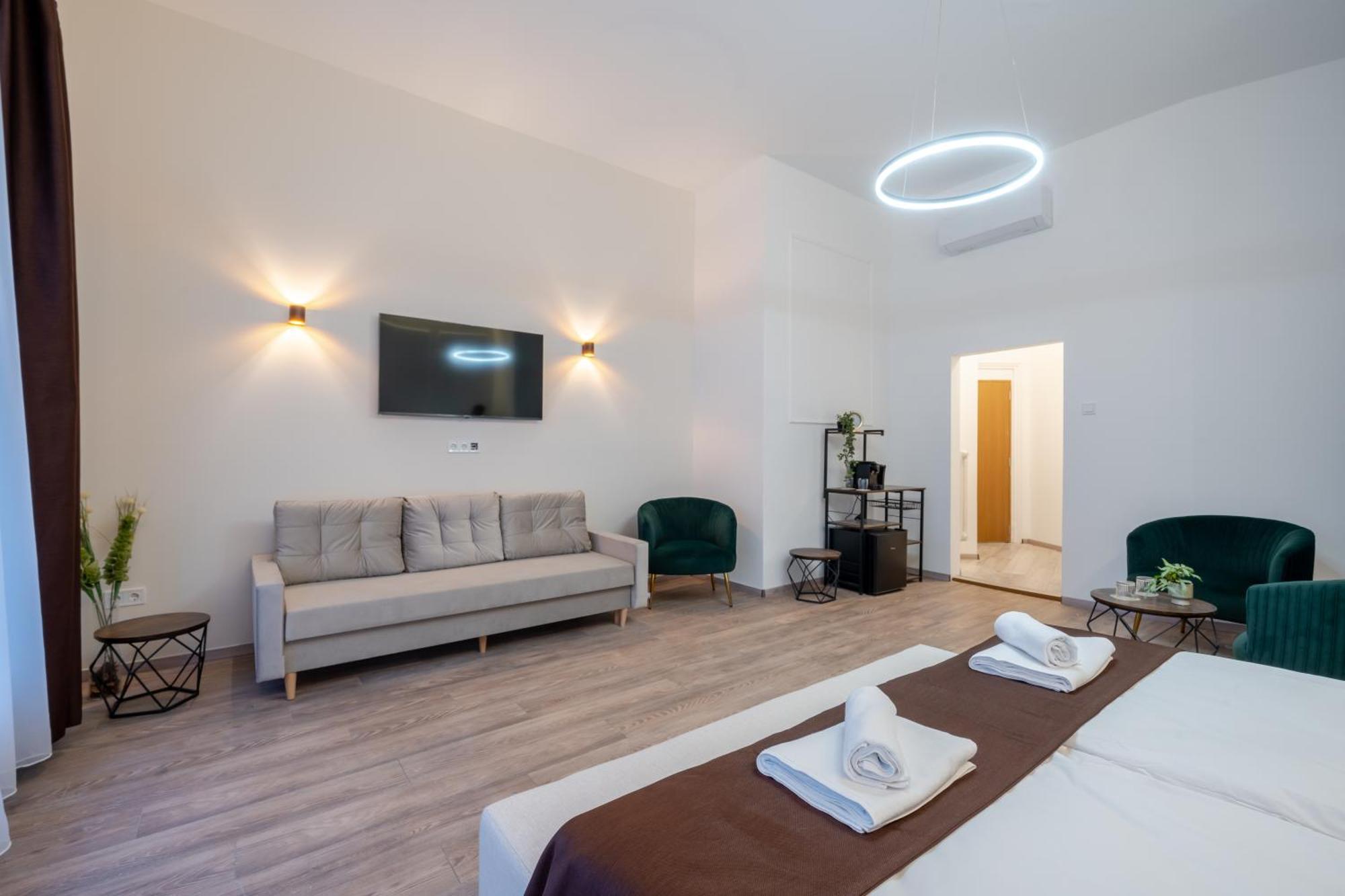 Hama Boutique Stays Budapest Bagian luar foto